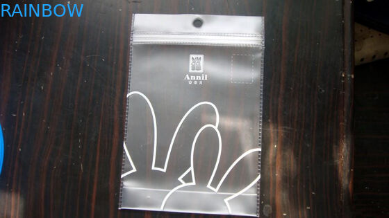 Eco-Friendly Plastic Pouch Packaging With Zipper For Gloves Packaging