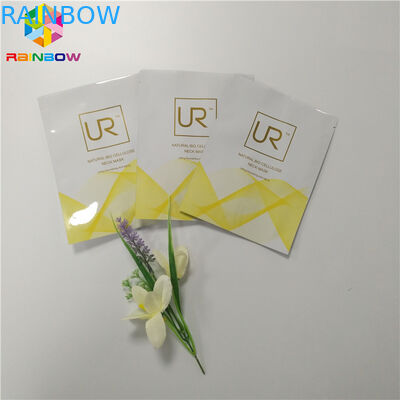 Moisture Proof Cosmetic Packaging Bag Plastic Aluminum Foil Glossy Printing Surface