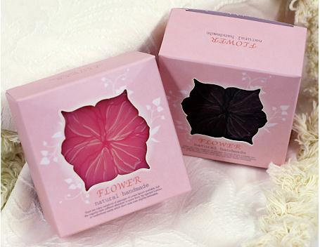 Pink Elegant Custom  Paper Boxes / Hot Stamping Logo Gift Square Box With Window