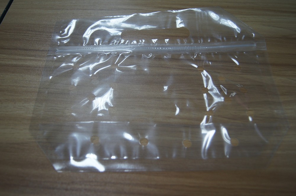 Free Type Fresh Grape / Strawberry Plastic Pouches Packaging Customized Design