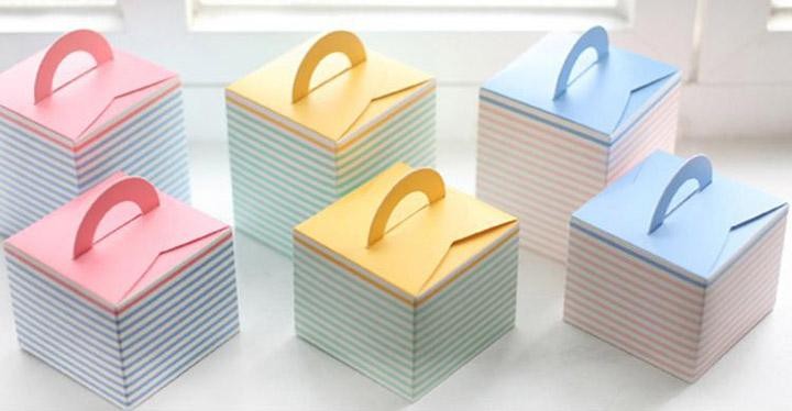 Folding Pink Paper Box Packaging With Handle , Custom Design Colorful Cake Box
