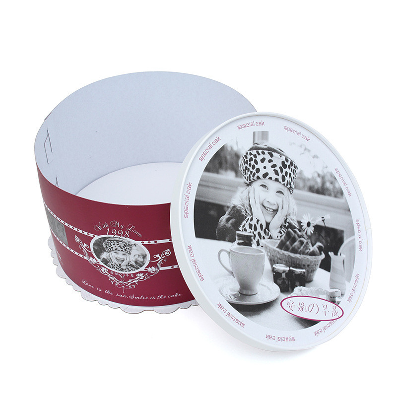 Decorative Red And White Round Cardboard Packaging Boxes Birthday Cake Box