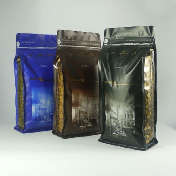 Flat Bottom Matte Finish Aluminium Foil Pouch , Silver Tin Tie Coffee Packaging Bag