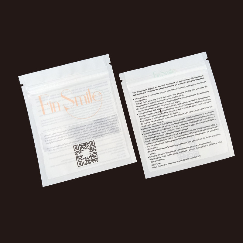 Customizable Cosmetics Sample Packets in Various Sizes and Customizable