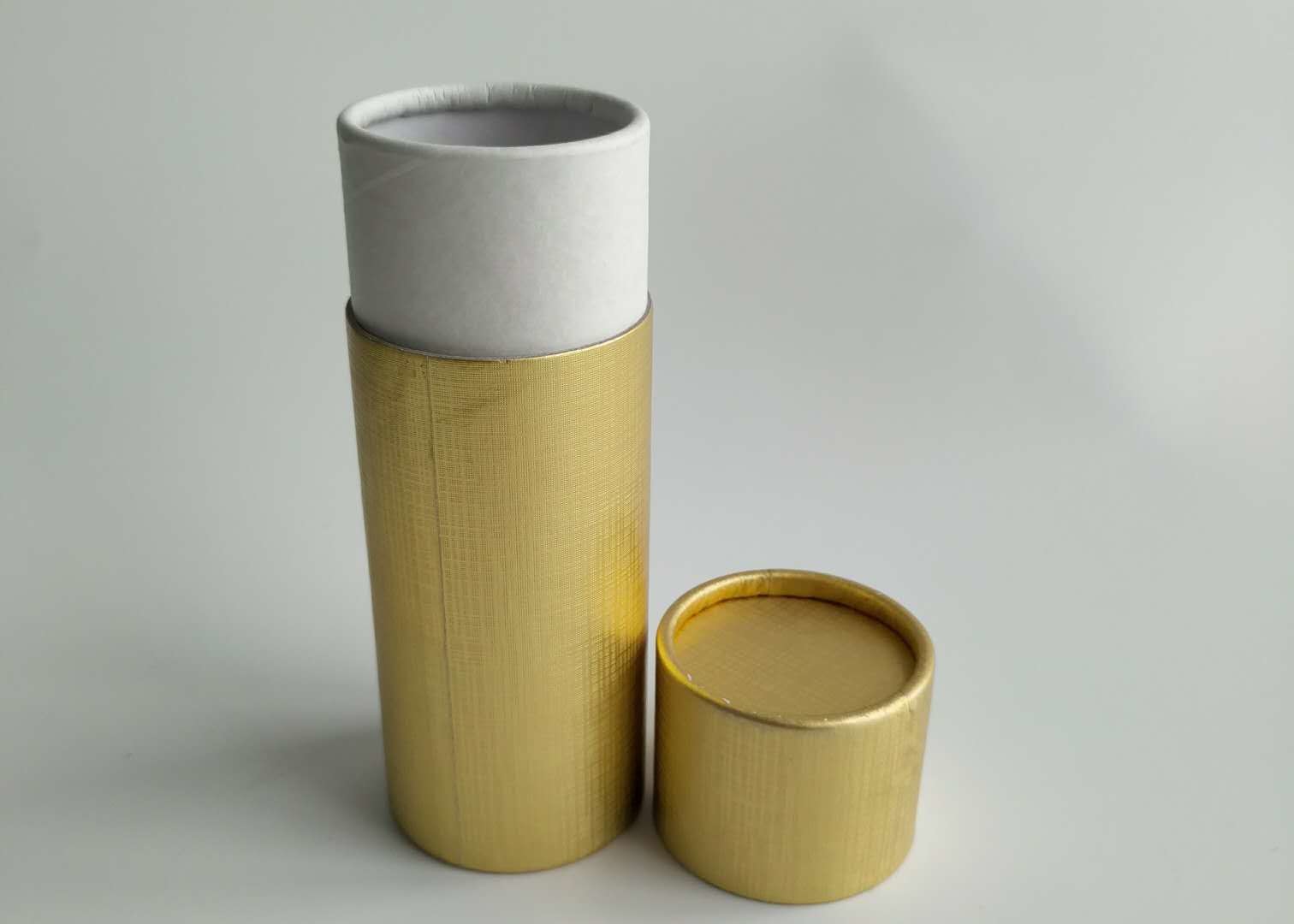 Biodegradable Recyclable Paper Tube Box with Customized Logo for Eco-Friendly Cylinder Packaging