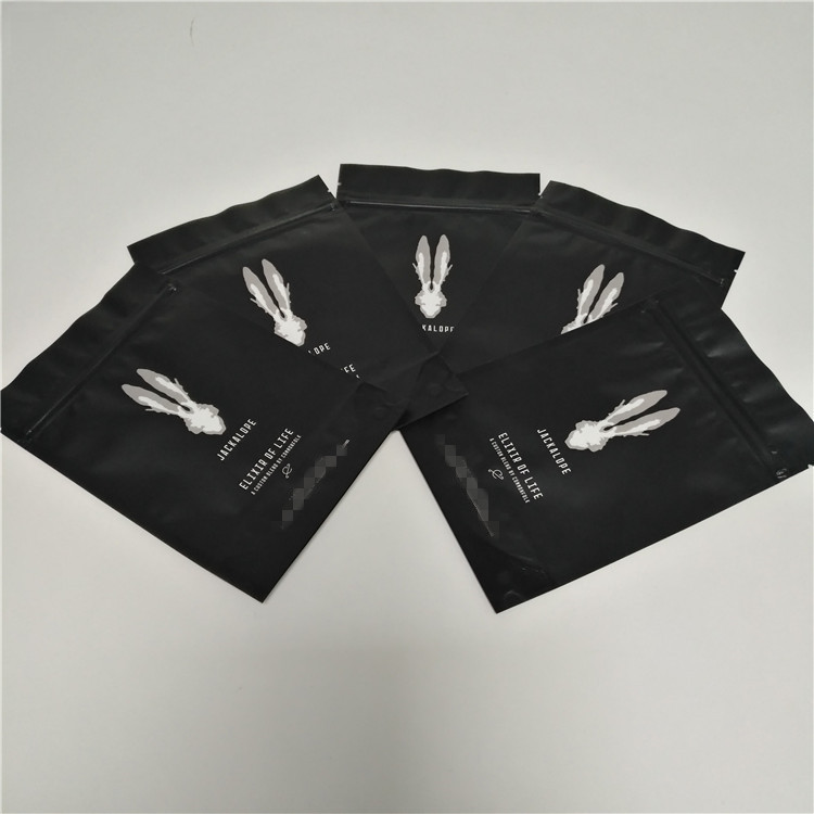 250 Grams Matte Black Food Packaging Films Stand Up Coffee Bags FDA SGS Approval