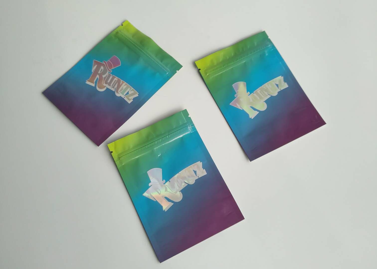 Child Resistant Plastic Pouches Packaging Cindy Runtz Zipper Bag Finished Foil