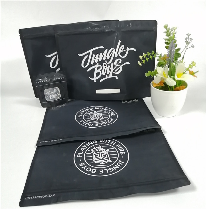 Aluminum Foil Zip Lock Plastic Bags Black Matte Rotogravure Printing With Window
