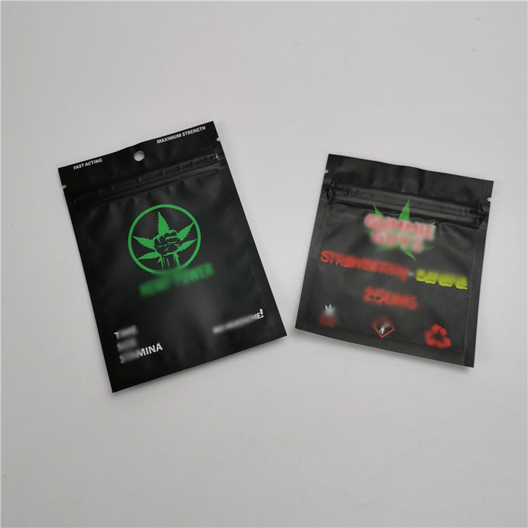 Resealable  Plastic Pouches Packaging Runtz Smell Proof 3.5 Gram Custom Label Printed