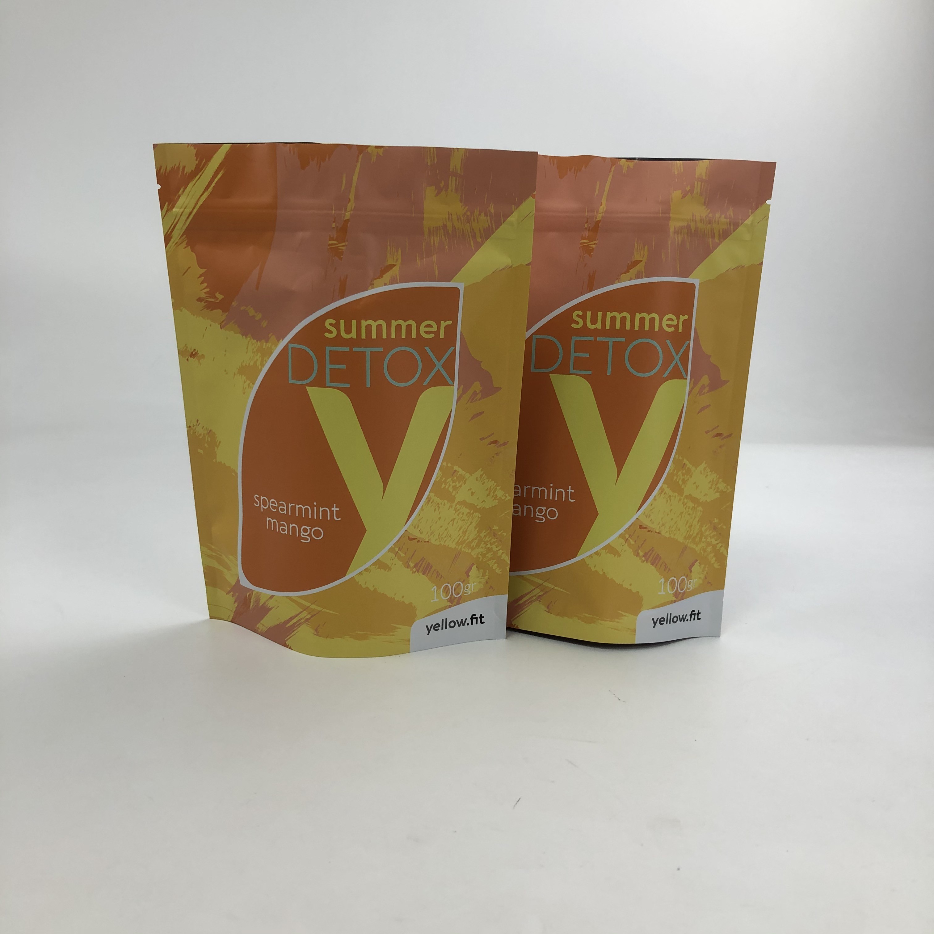 OEM custom plastic foil resealable flower tea leaf packaging bags with zipper