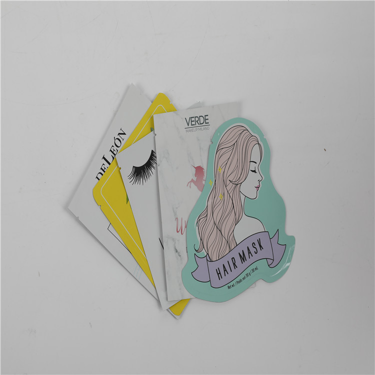 Small Eco Friendly Zip Lock Plastic Cosmetic Packaging Bag Customized Printed