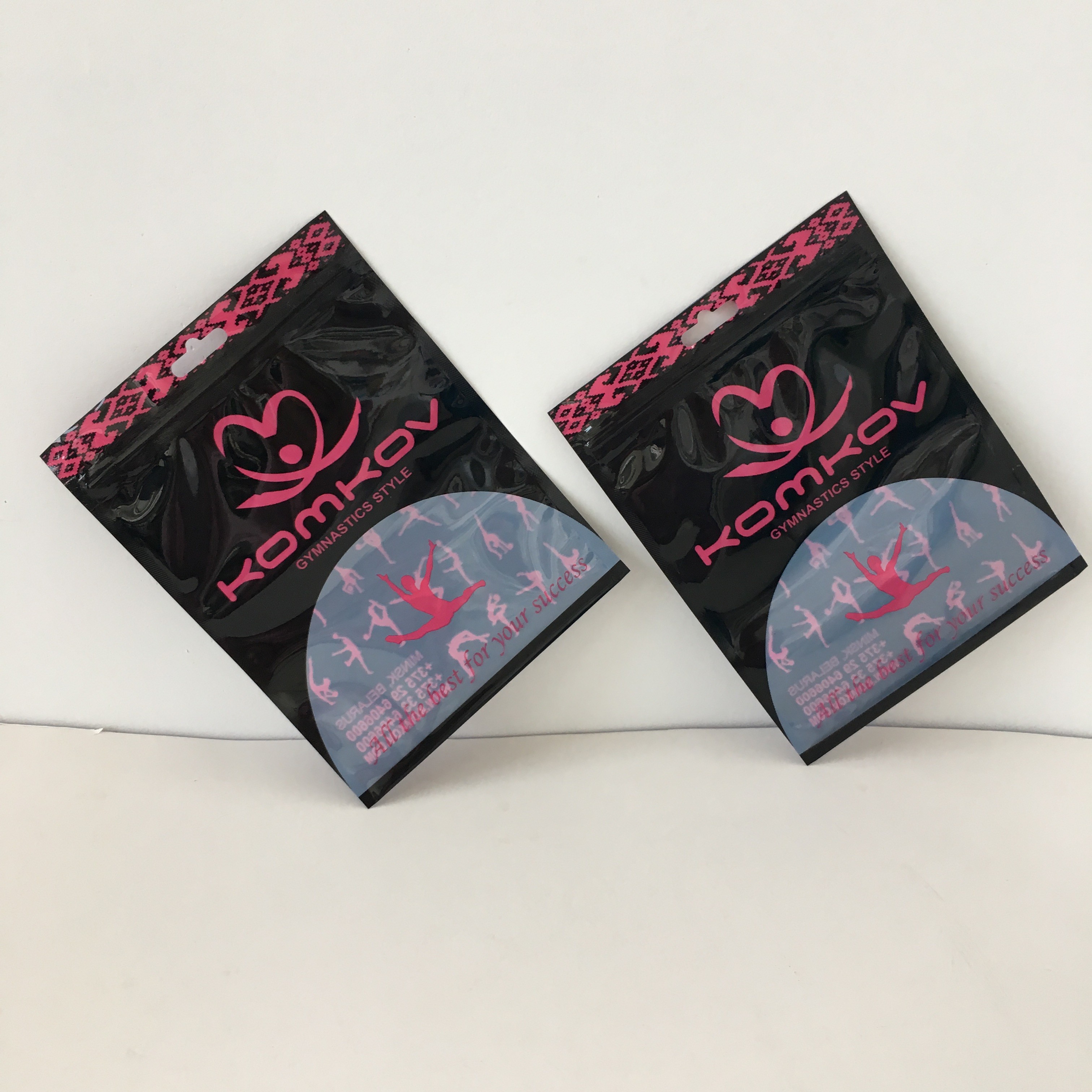 80 Microns CMYK Clothes Clear Ziplock Bag Stand Up Pouches MOPP VMPET