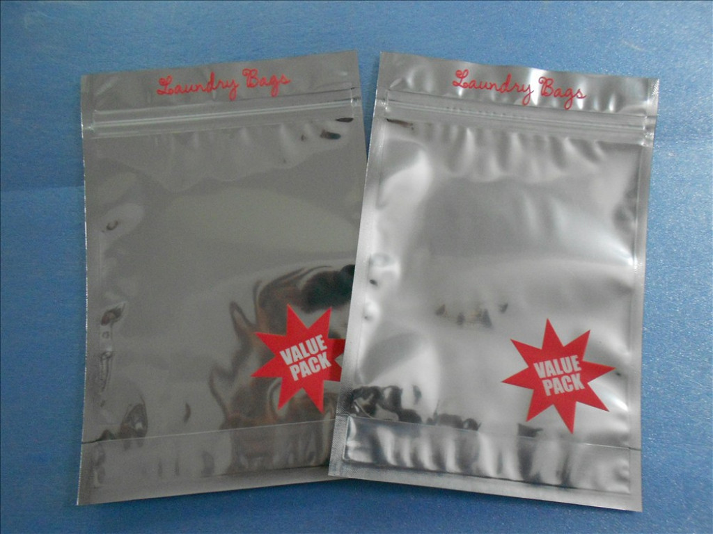 Customized PET / AL / PE Cosmetic Packaging Bag With 90 - 120micron OEM