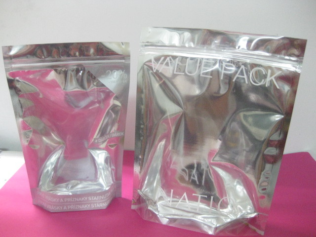 Zipper Top PET / PE Cosmetic Packaging Bag Recyclable With Clear Front