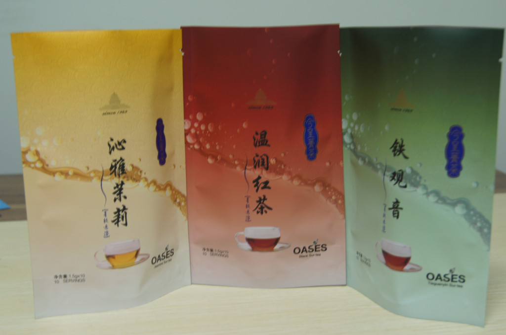 Glossy Finish Stand Up Tea Bags Packaging Zipper And Full Printing